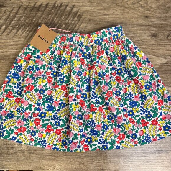 NWT Mini Boden Girls Floral Print Skirt With Buttons & Elastic Waist Cotton 7-8Y - Picture 4 of 5